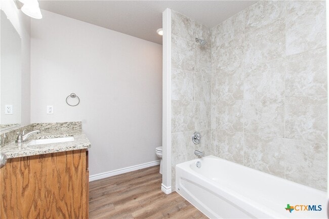 Building Photo - 2351 S Wall St