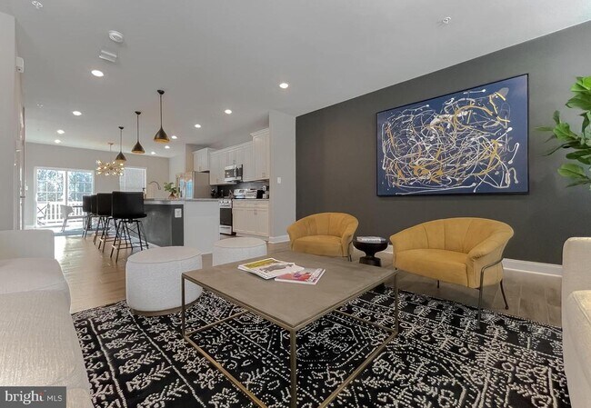 Building Photo - 23810 Myrtle Glen Way