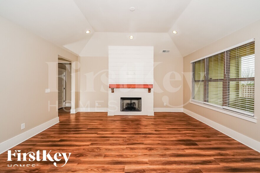 Building Photo - 4953 Natalie Way