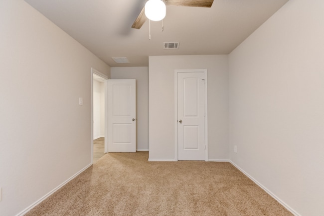 Building Photo - 156 Snapdragon Ln