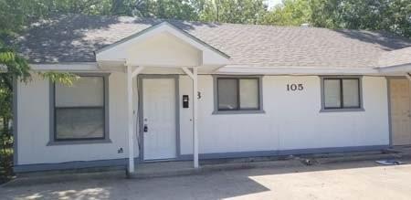 Primary Photo - 105 E Tyler St