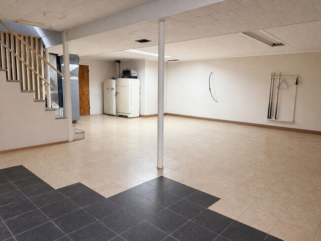 Building Photo - 11305 Ballard Rd