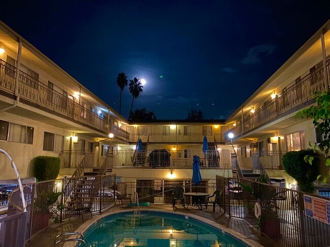 Building Photo - 5444 Sepulveda Blvd