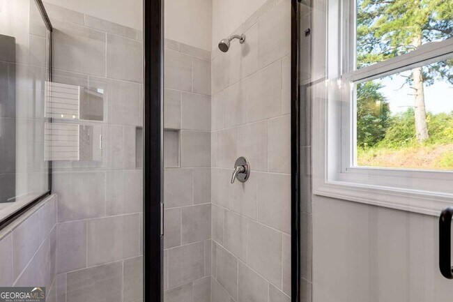 Building Photo - 140 Cedar Pk Wy