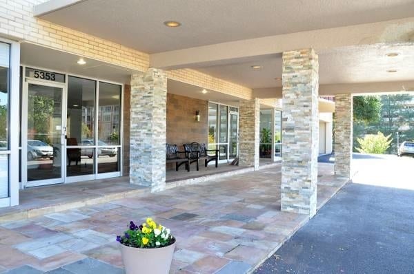 Building Photo - 5353 Columbia Pike