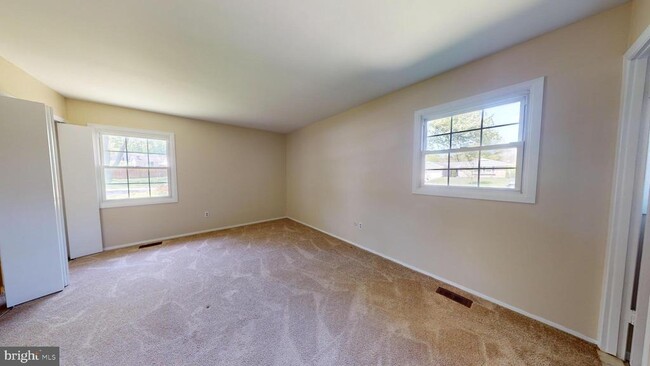 Building Photo - 13200 Ithan Ln