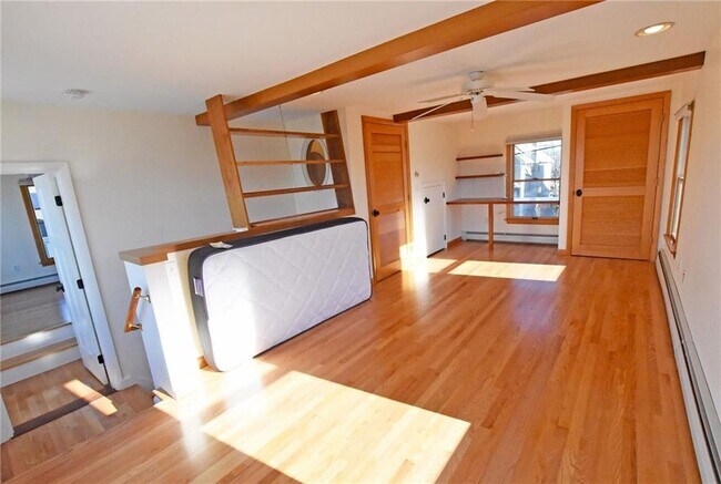 Building Photo - 54 Blanding Ave