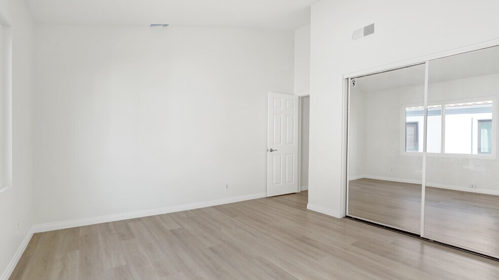 Building Photo - 19521 Pompano Ln