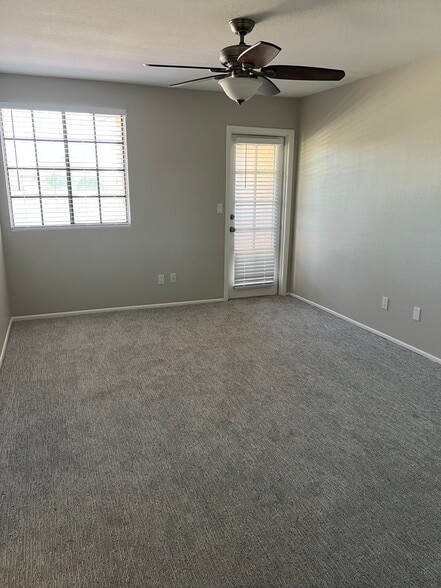 Building Photo - 8625 E Belleview Pl