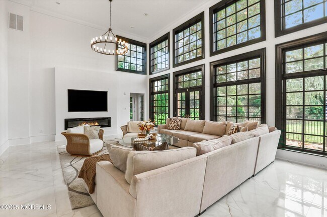 Building Photo - 13 Valley Forge Rd