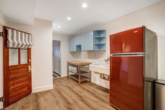 Building Photo - 5012 3rd St NW