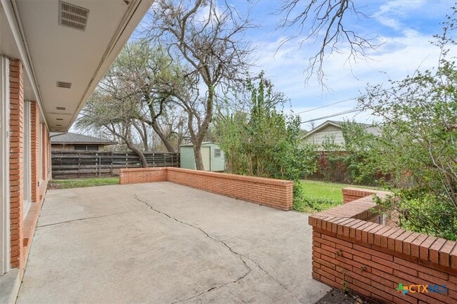 Building Photo - 2305 N 15th St