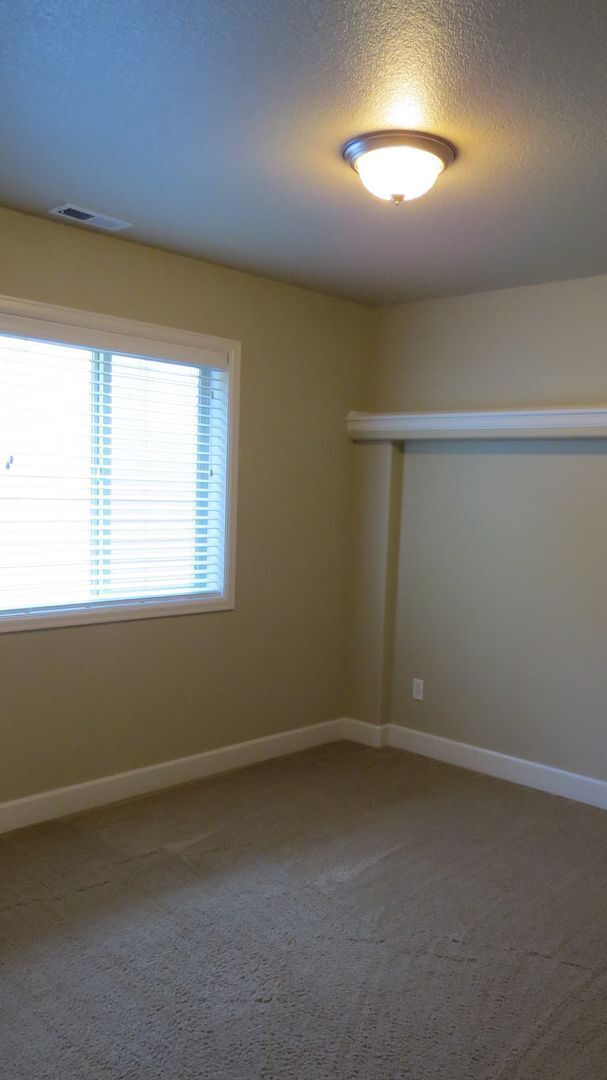Building Photo - 20286 Schaeffer Dr