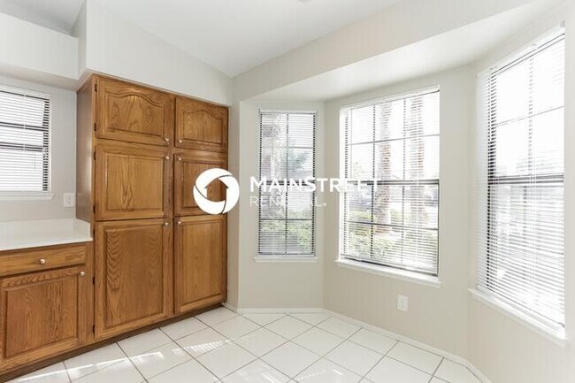 Building Photo - 3 Bedroom Pet-Friendly Home in LAS VEGAS, ...