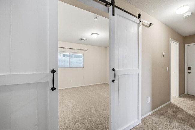 Building Photo - 8438 E Keats Ave