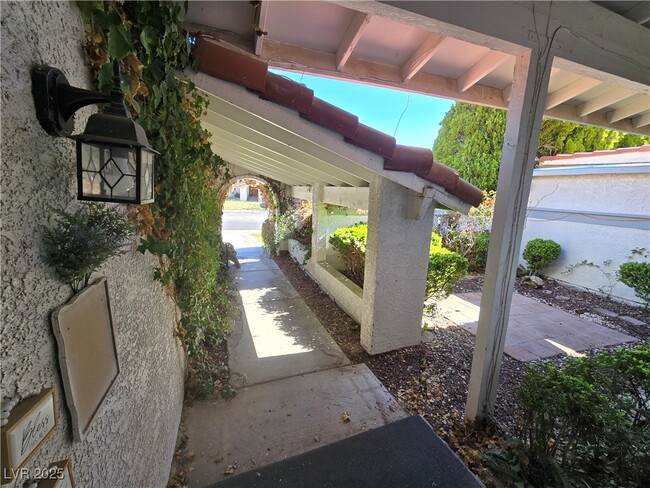Building Photo - 1512 Oderzo Ln