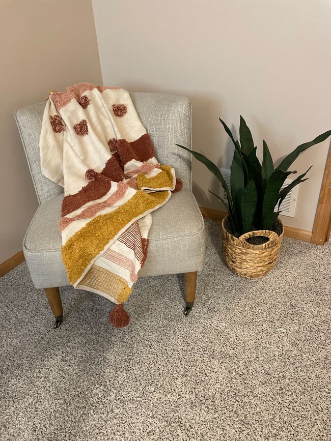 Building Photo - Cozy tranquility 6mi from Mayo 4bed/3bath