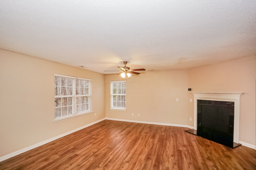 Building Photo - 1912 Waters Trail Dr