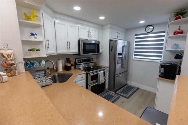 Building Photo - 1501 S Ocean Blvd