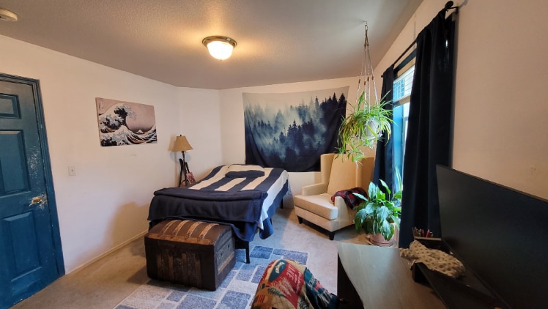 Building Photo - 1021B Park Ave