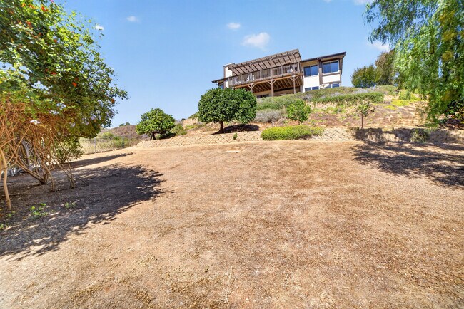 Building Photo - 14058 Tierra Bonita Rd