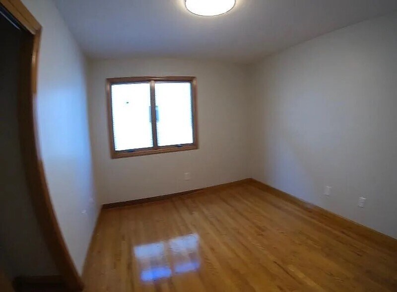 Building Photo - 150 Chestnut St