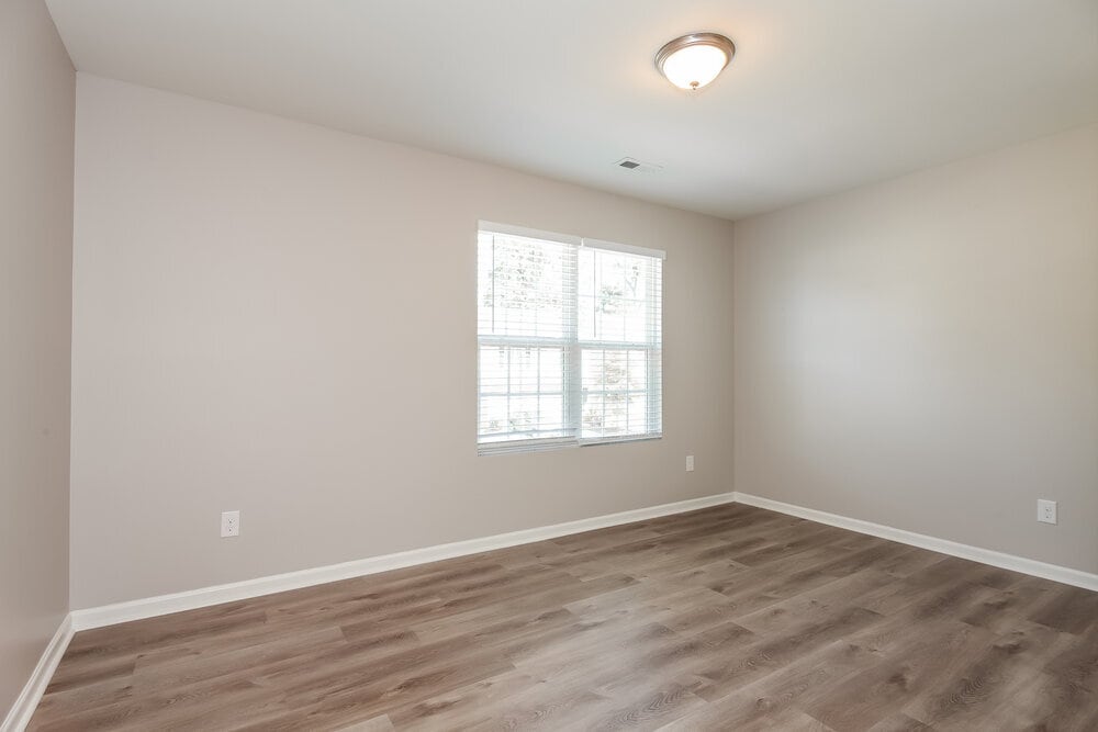 Building Photo - 4617 Esmeralda Drive