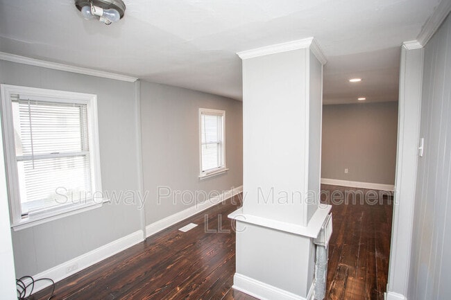 Building Photo - 220 S Church St