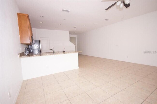 Building Photo - 7452 Leighside Dr