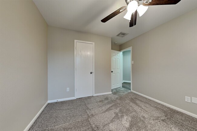 Building Photo - 29527 Legends Stone Dr