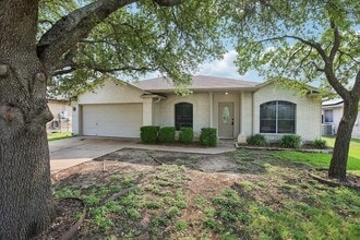 Building Photo - 2656 Bradley Ln
