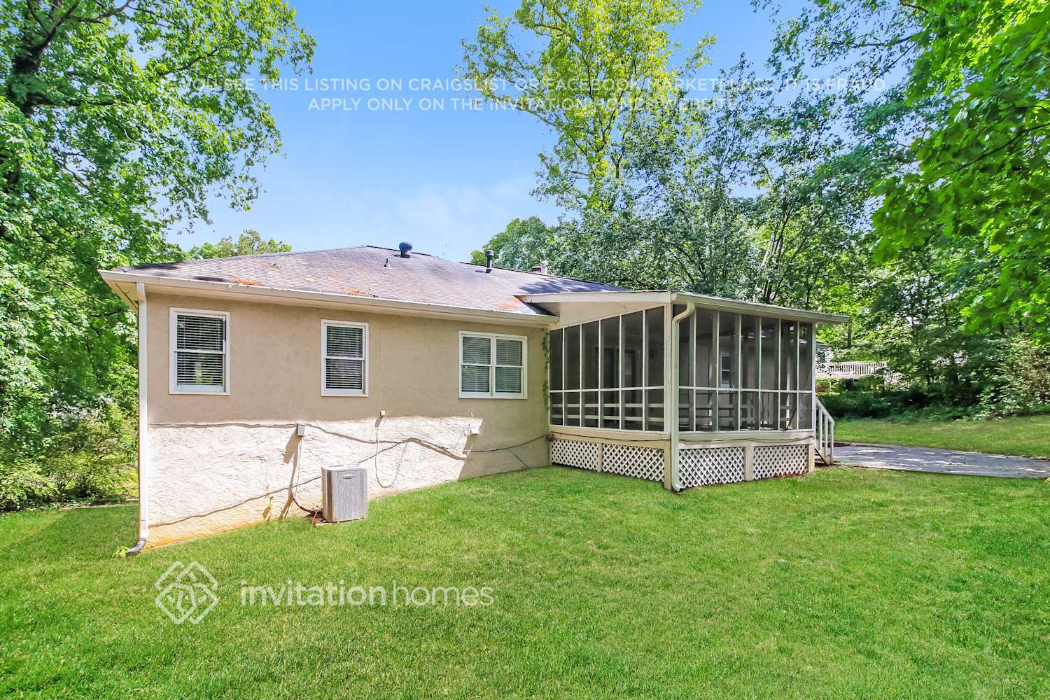 Building Photo - 321 Sherwood Cir SE