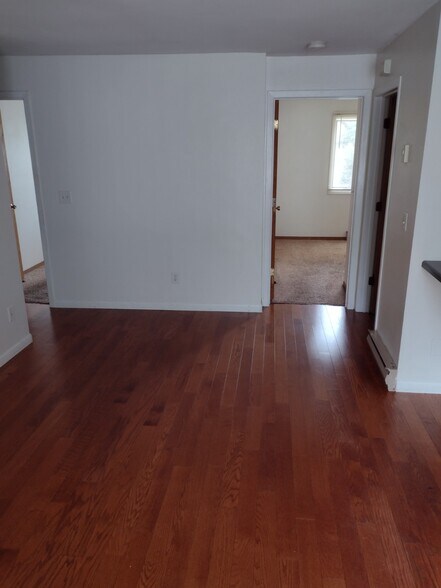 Building Photo - 303 Talmadge St
