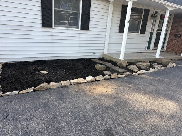 Building Photo - 1033 Sherwood Ave