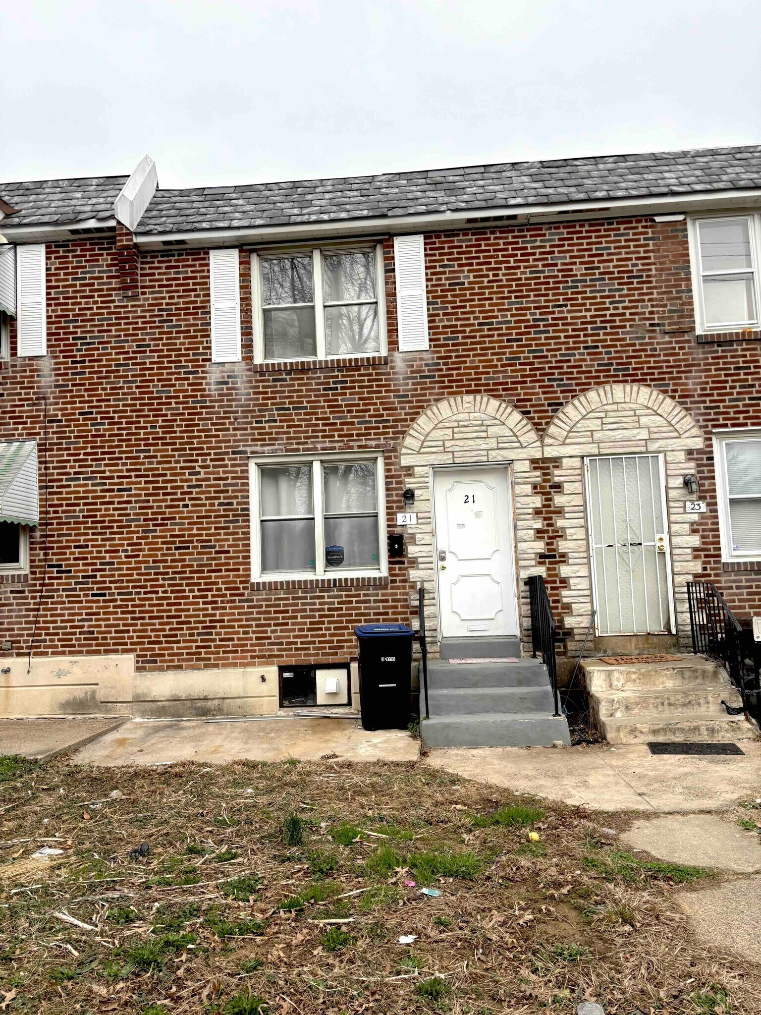 Building Photo - 21 W 21st St