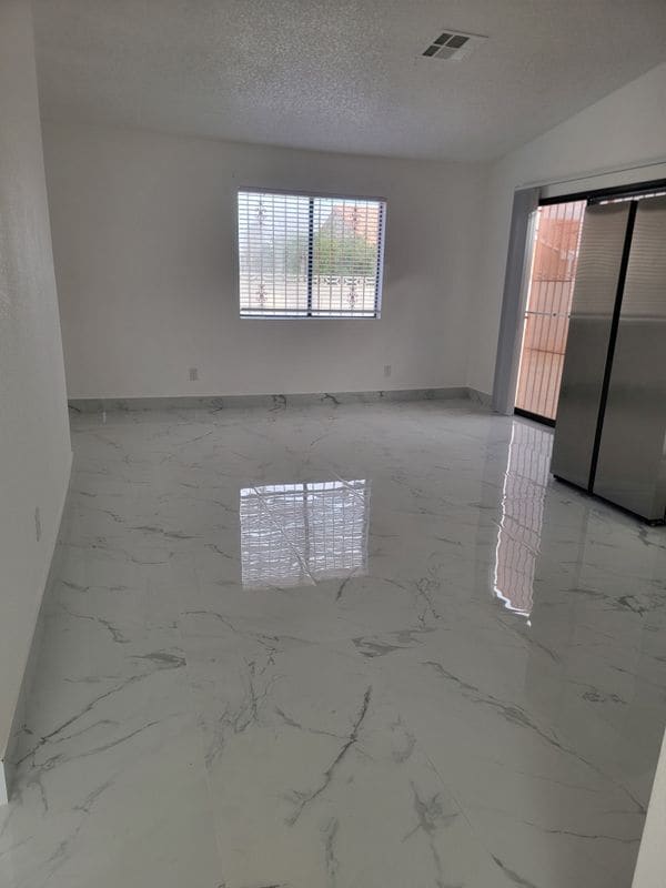 Building Photo - 3716 Kals Way