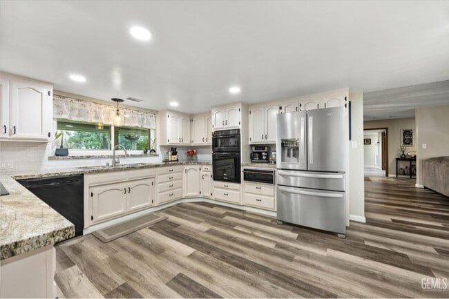 Building Photo - 1503 Calle Hermosa