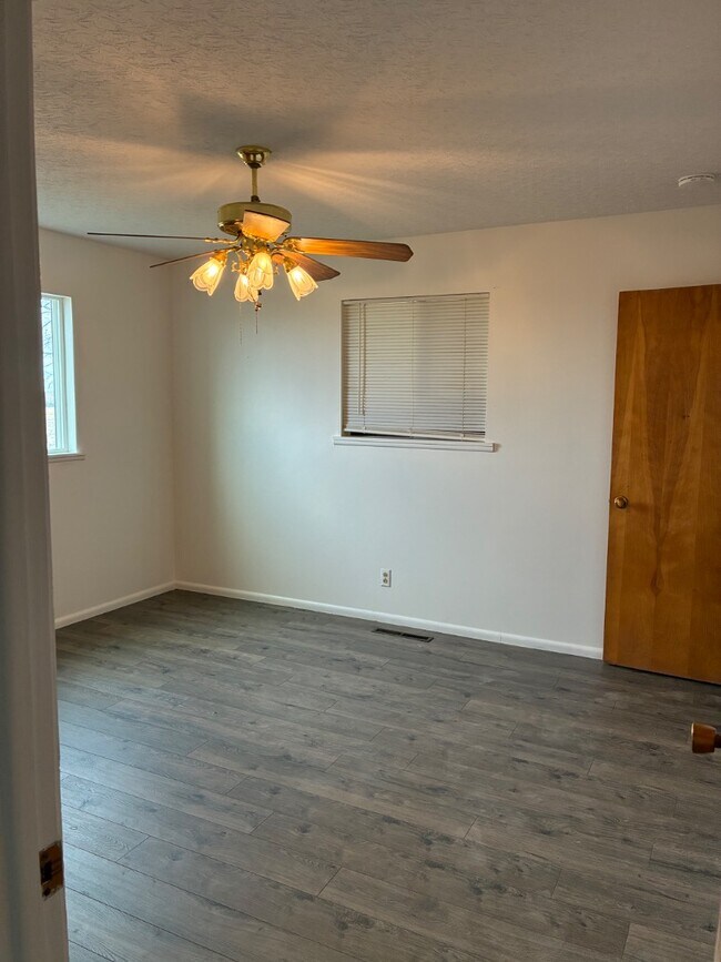 Building Photo - 3296 N 3300 E