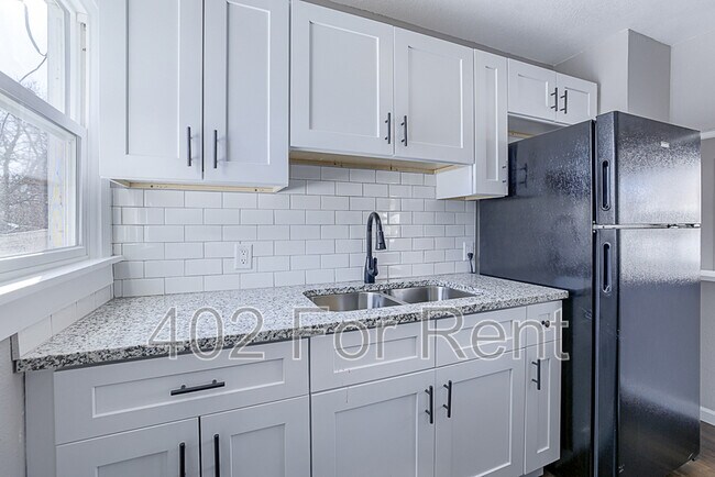 Building Photo - 5345 N 33rd Ave