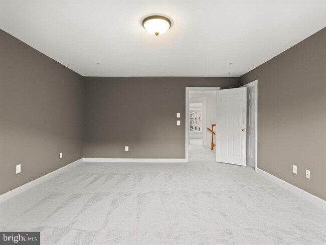 Building Photo - 7980 Vigne Ct