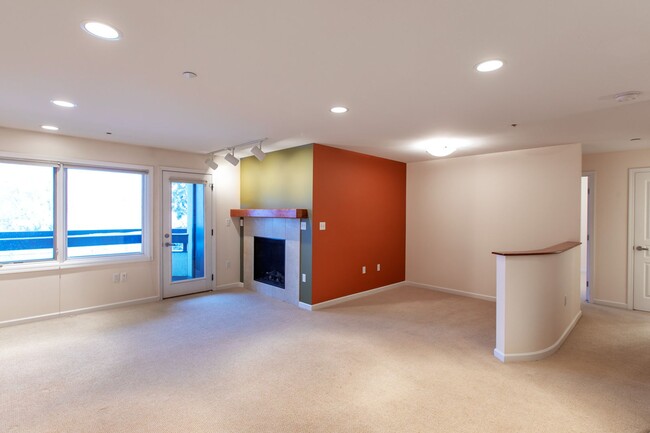 Building Photo - 1200 I St