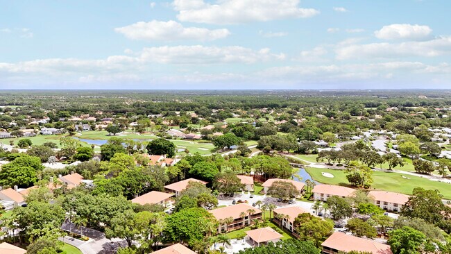Building Photo - 606 Brackenwood Cove