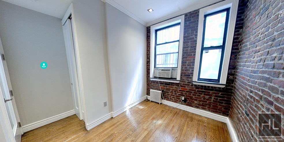 Building Photo - E 13TH ST.