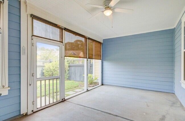 Building Photo - 2005 Kings Gate Ln