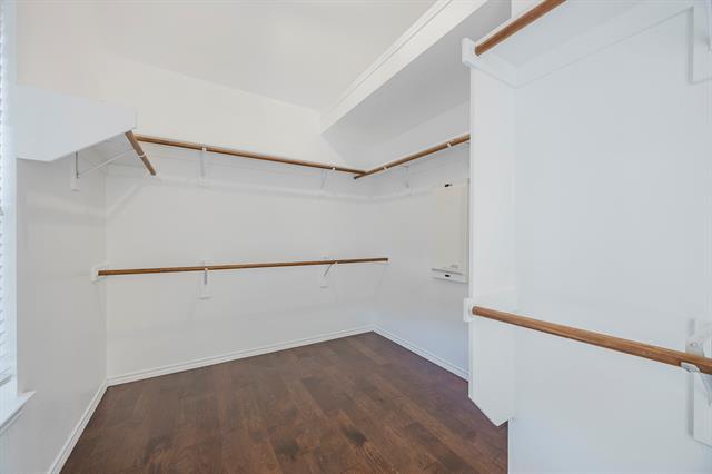 Building Photo - 2739 Middleton Dr