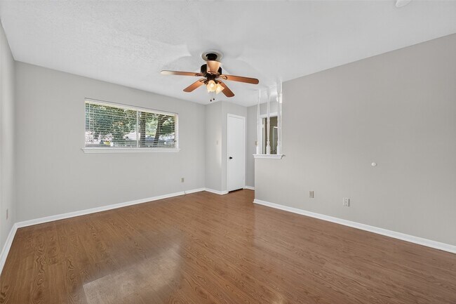 Building Photo - 25515 Stone Mill Ln