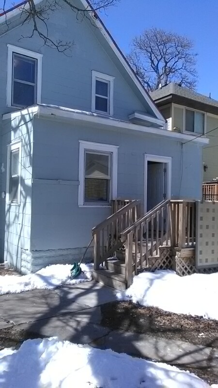 Building Photo - 2920 N Bryant Ave