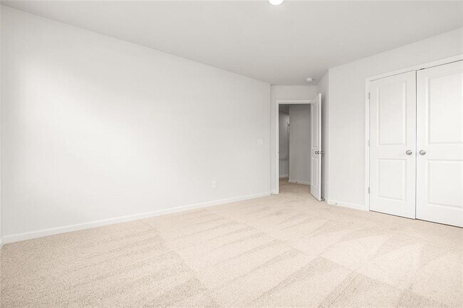 Building Photo - 410 Pt Pl Dr