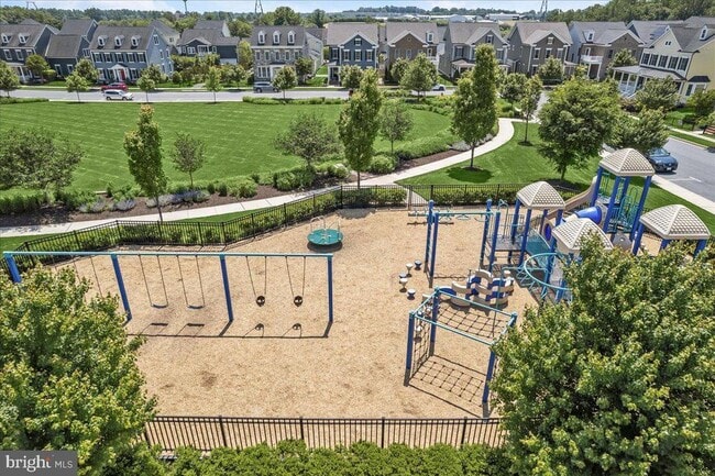 Building Photo - 7548 Morris St