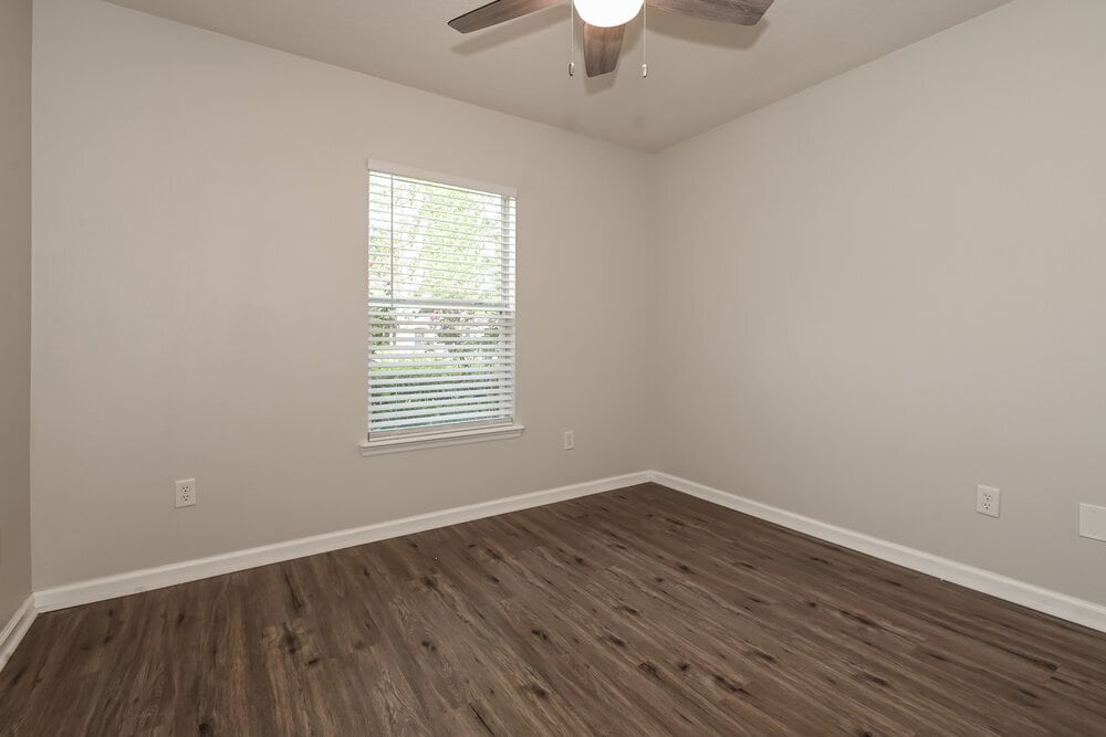 Building Photo - 168 Buck Run Way
